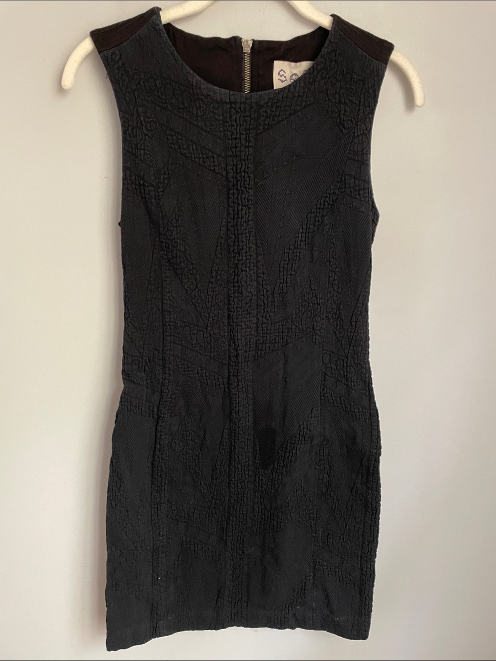 Sea New York Black Textured Sleeveless Sheath Dress Size 2